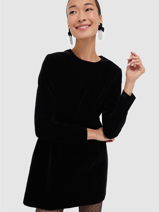 Tuckernuck Dresses & Skirts - Tuckernuck Black Velvet Mini Shift Dress